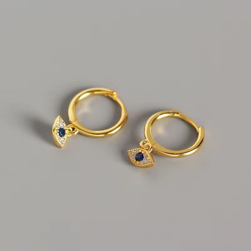 Gold / Silver eye hoop huggies