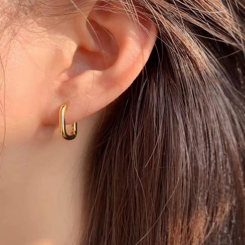 Rectangle hoop earrings